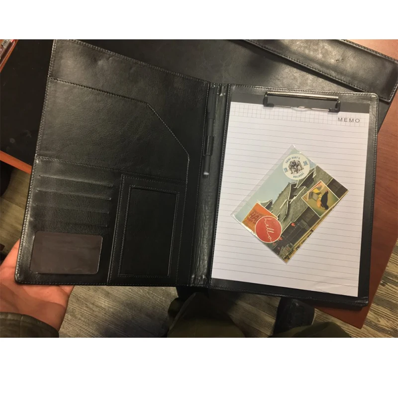 Органайзер для документов в офисе