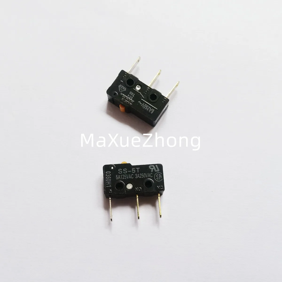 

Original new 100% 30 million life of SS-5T 5A125VAC 3A250VAC micro switch