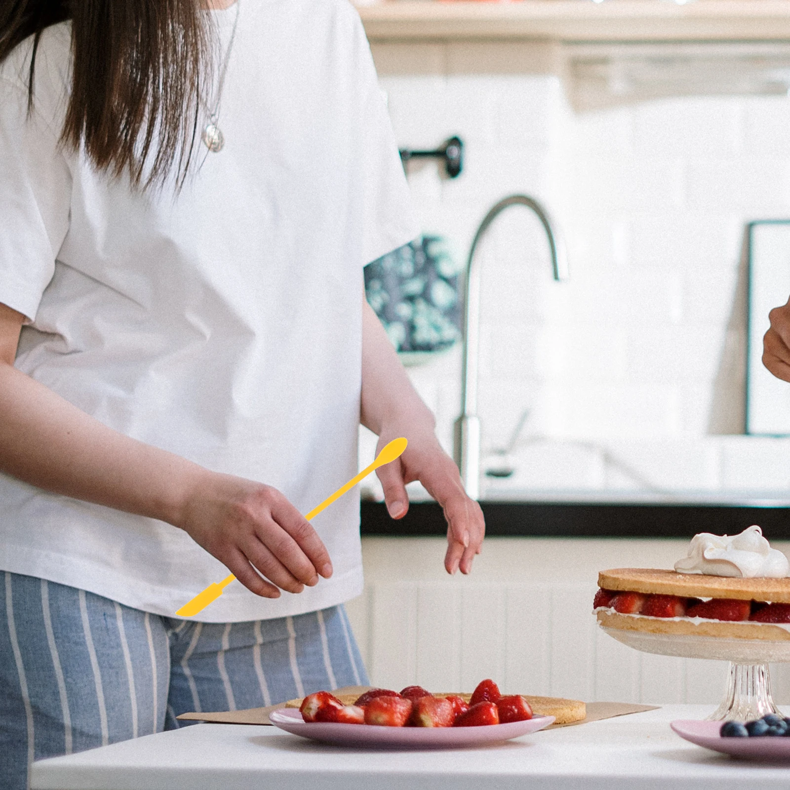 

3Pcs Silicone Spatula Set Multipurpose Baking Scrapers Ergonomic Design Non Fade Easy Grip for DIY Baking Cooking Dessert Jam