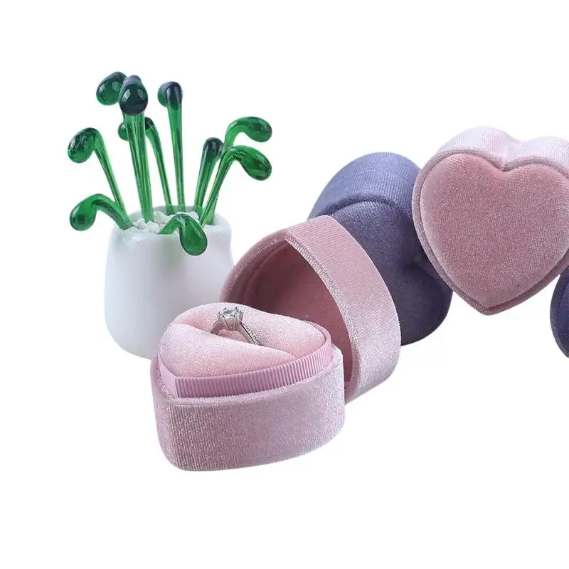 Elegante herzförmige Samt-Ringbox mit weichem Futter, Diamantschmuck-Verpackung für Heiratsantrag, Verlobung, Hochzeitsgeschenk – Detail 9