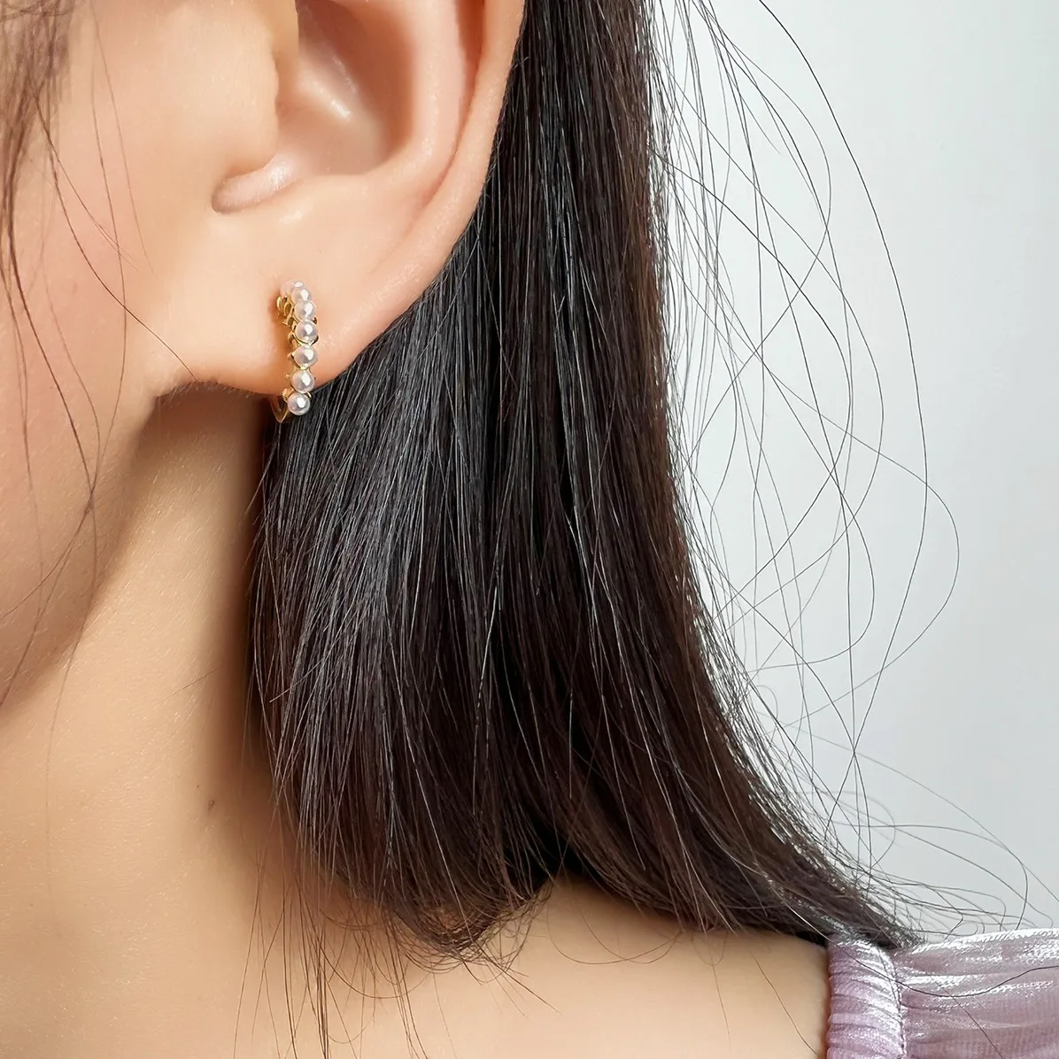 Fashion Simple Pearl Sarrings Ear Clips Hip-hop Wild Mosquito Coil Ear Clips Earrings Without Ear Piercings Hot Sale