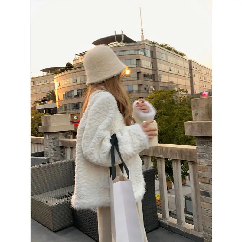 Lamb Wool Jacket Alaska Woman Popular Well Liked Favored Preferred Desired Sought After Trendy Fashionable Stylish Chic Modern