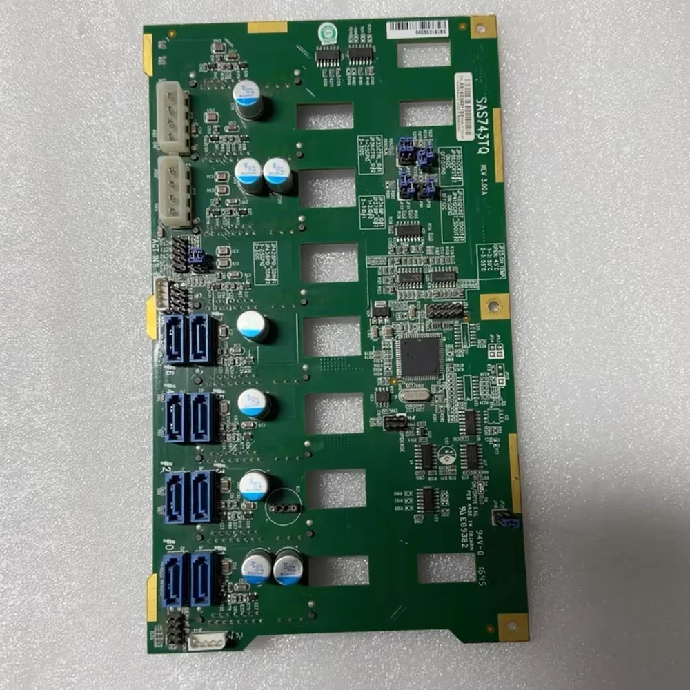 8-drive backplane SAS743TQ 743TQ