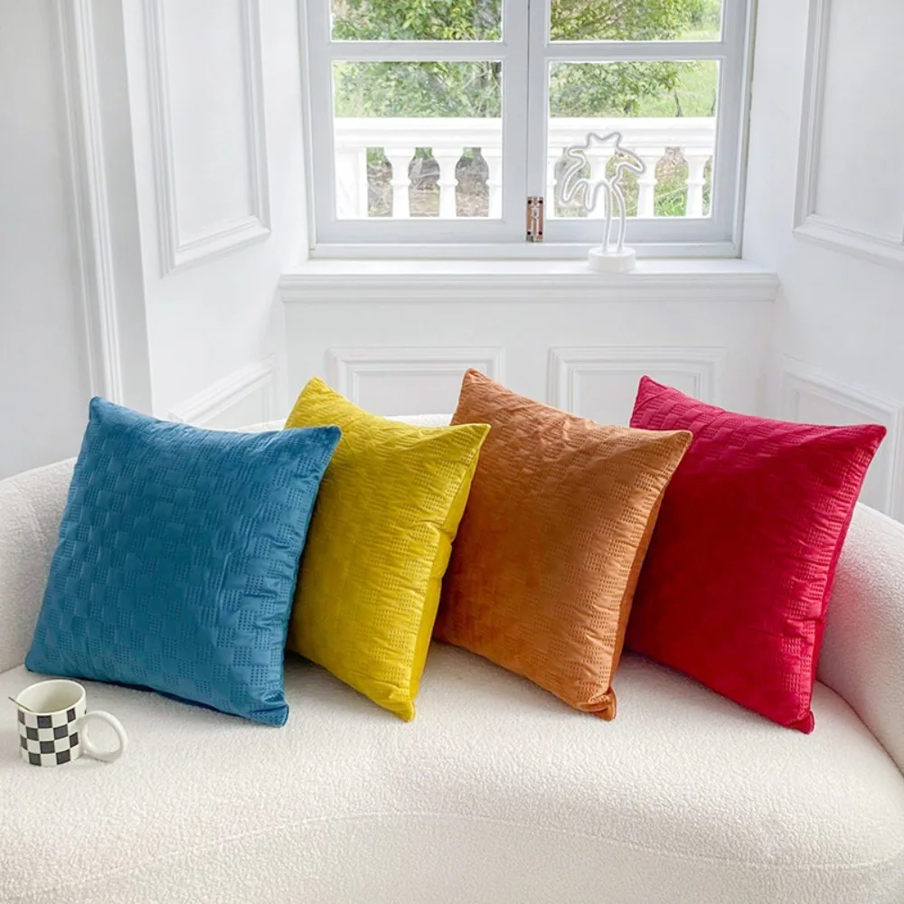 CIFBUY Mall Nordic Punching Process Checkered Velvet Cushion Cover 45x45cm Solid Color Decorative Throw Pillow Case for Sofa view 3