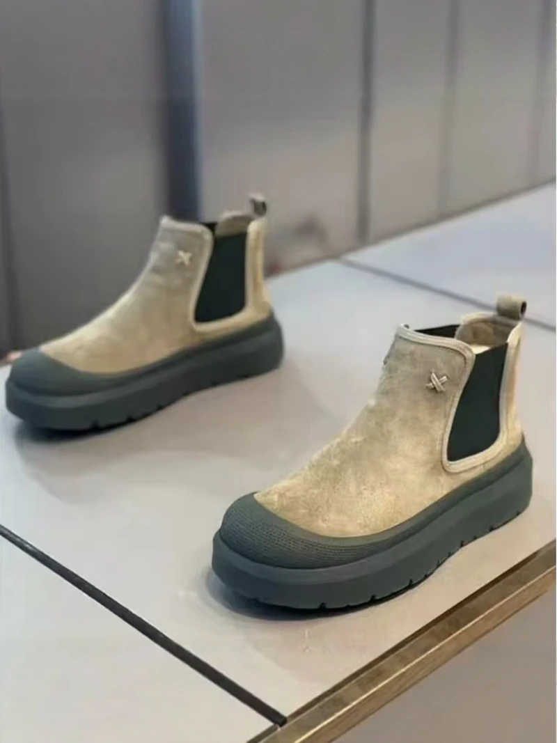 

Thick Bottom Boots High Help Men's Shoes Fashionable Retro Chelsea Boots Casual Leisure Thickened Sheepskin Boots