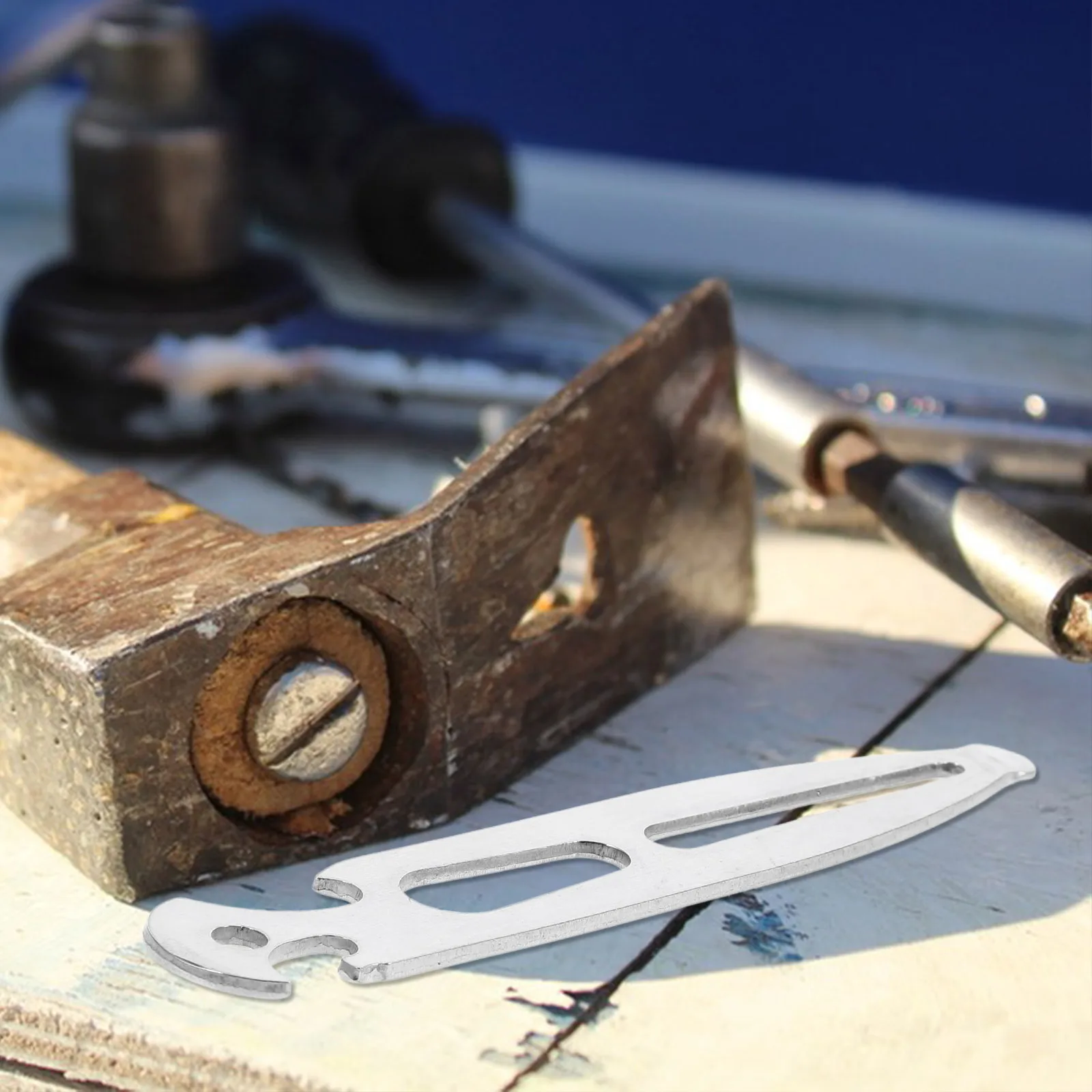 

Emergency Wrench Tool Marine Boat Wrench Multi-Function Compact Lightweight Precise Design Efficient Easy to Use