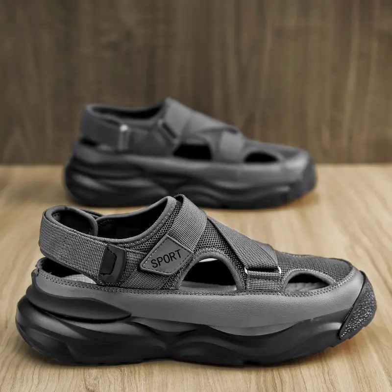 

New Men Summer Outdoor Breathable Hollow-Out Anti-Odor Thick Sole Non-Slip Beach Sandals with Closed Toe