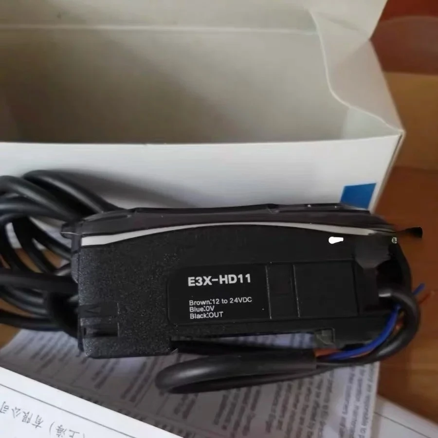Original genuine  fiber amplifier E3X-HD10 E3X-HD11 digital fiber sensor