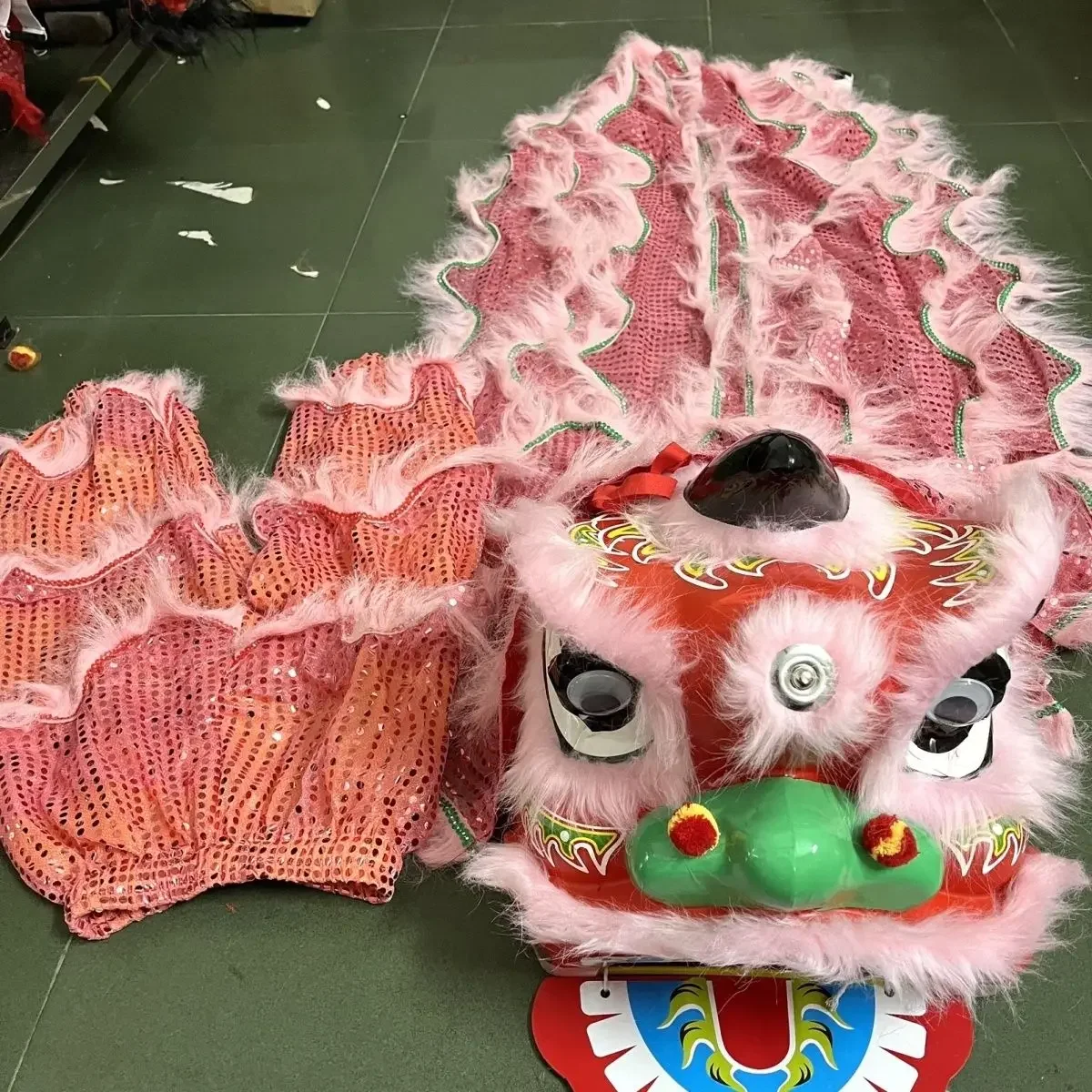 Chinesisches Löwentanz-Maskottchen-Kostüm für Kinder, Blinkfreies Cartoon-Familien-Outfit für Partys und Karneval
