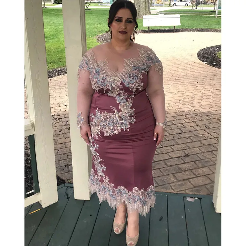 

Elegant Fashion Beaded Mother of the Bride Dresses O-Neck Long Sleeves Wedding Guest Dress Knee-Length Appliqued Formal Gowns