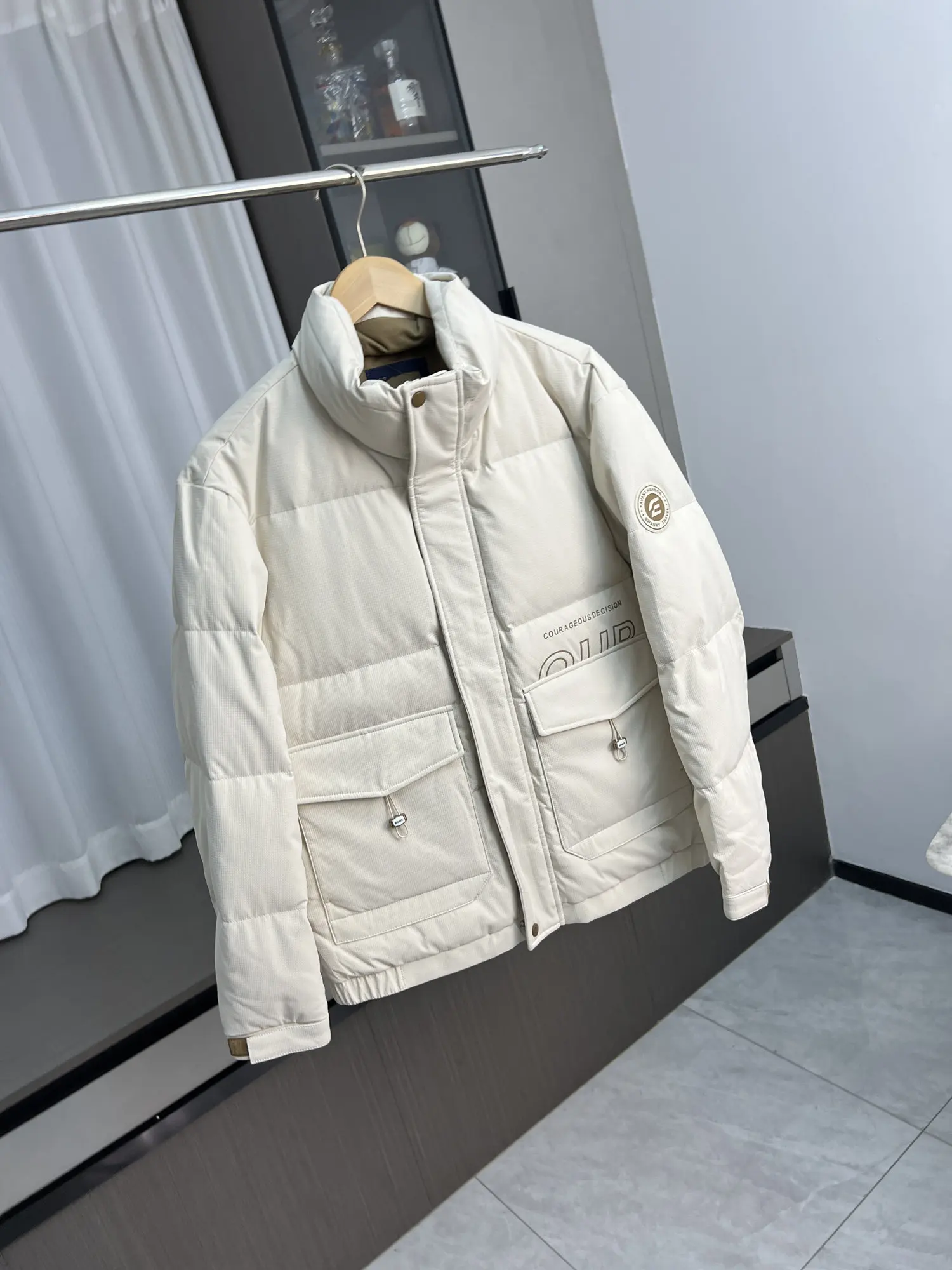Textured fabric Fluffy down Men's winter padded jackets high quality padding comfortable warm stand collar down jacket coat