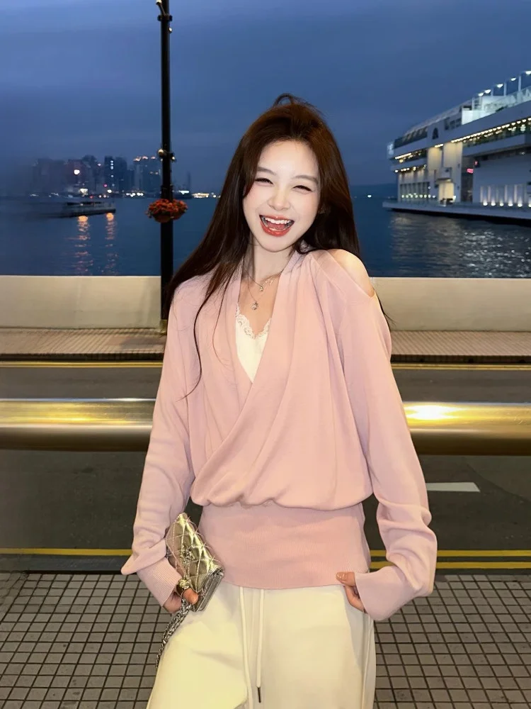 

EKOOL Silk Long Sve Knitted Top Women Spring Loose V-Ne oulder Bared Casual Sle Korean Faion Soft Fabric