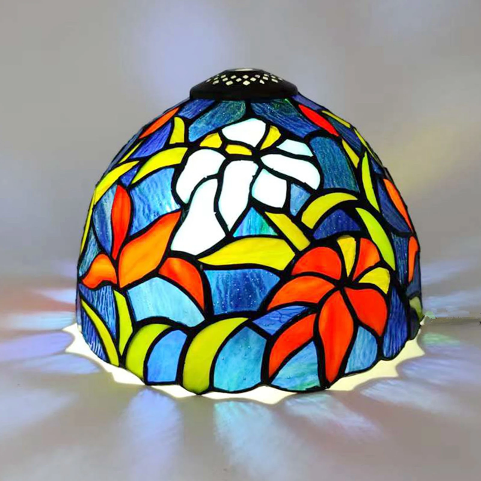 Rural Flowers style 20cm/8 inch tained glass lampshade suitable for pendant lamps and desk lamps
