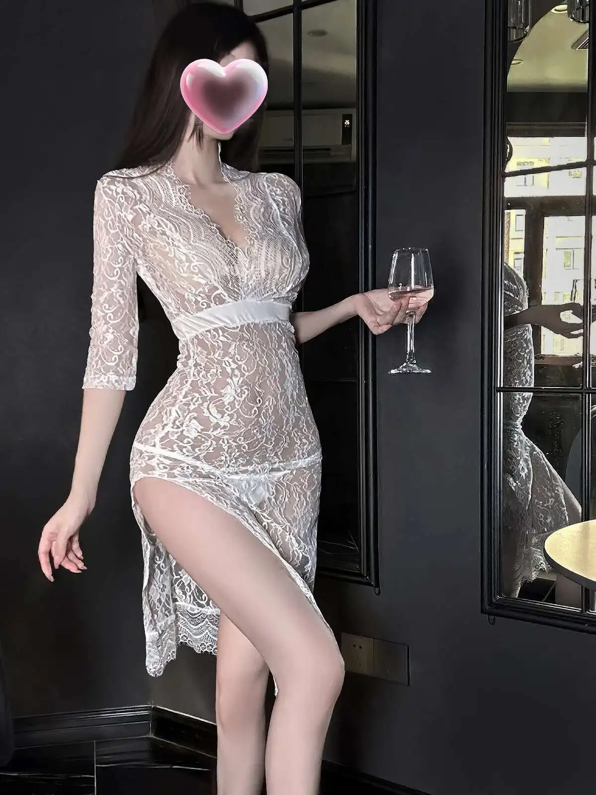 Sexy schiere Spitze Cheongsam, figurbetont, reines Verlangen, einheitliches Kleid, eleganter V-Ausschnitt, modische Damen-Mesh-Spitzenkleider, 2025, neu, GSO8