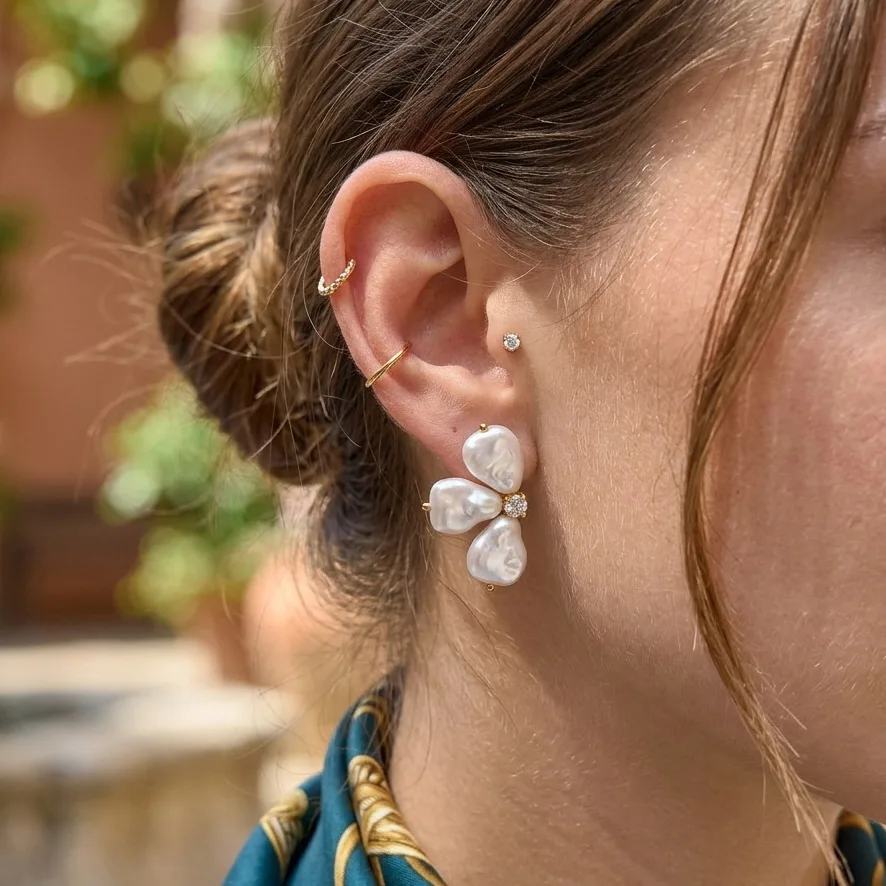 Ars Elegant Imitation Pearl Stud Earrings 18k Gold Plated Flower Earring Stainless Steel Earrings Statement Jewelry Gift for Her