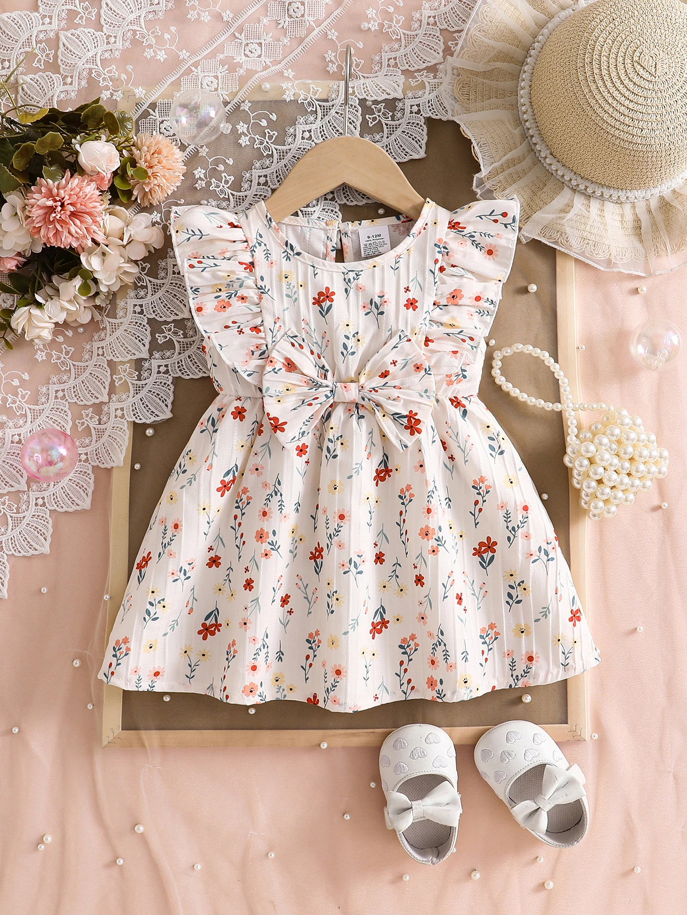 1-Piece Summer Thin Dress for Baby Girls, Children's Round-Neck Floral Print Bow Sleeveless Dress, Cute Flutter-Sleeve Lady-Style A-Line Dress for Baby Girls, Versatile Outfit, Newborn First Birthday Gift, Comfortable and Soft Princess Dress, Youthful and Sweet Vacation Style One-Piece Outfit, Suitable for 0-1-2-3 Years Old, 6-9 Months, Suitable for Outdoor, Casual, Party, Holiday Gift