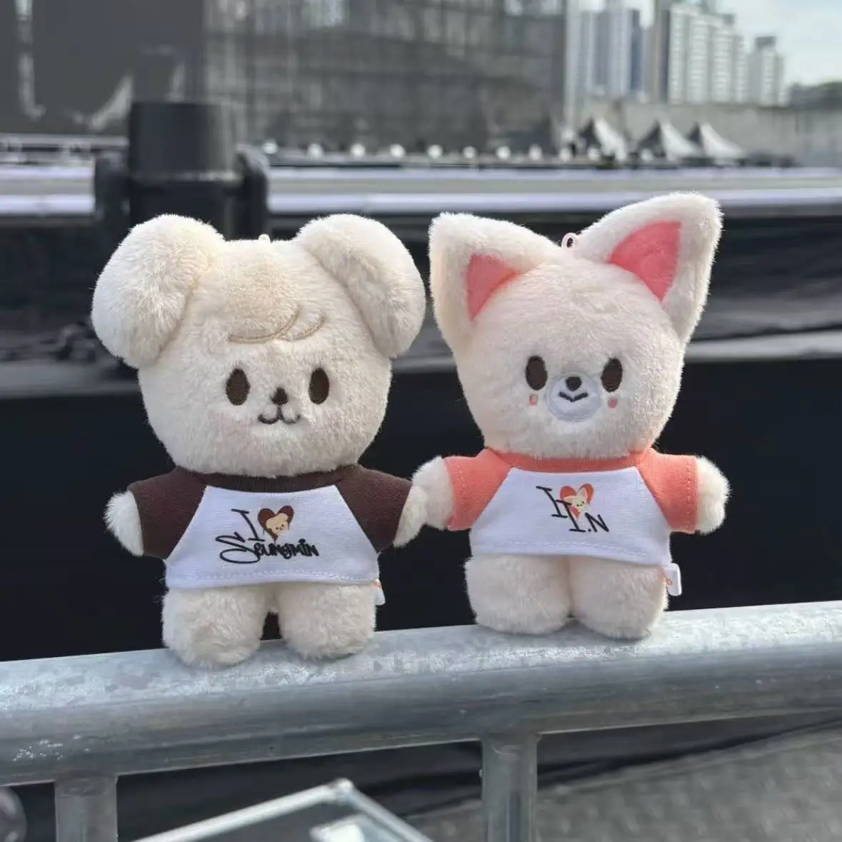 SKZOO 13 سنتيمتر جديد KPOP الضالة الاطفال تفعل ذلك كارما فلاش موب أفخم دمية يقف تشكل الكرتون مروحة جمع عطلة هدية لطيف الحاضر