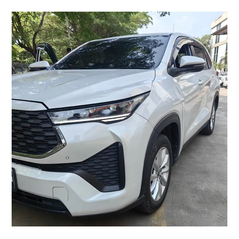 Produk Baru Untuk Lampu Depan Toyo-ta Innova 2022-2024
