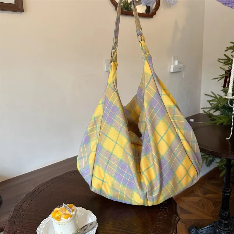 

Women Daily Versatile Bag Color Plaid Bag 2025 Large-capacity Bag Casual Lazy Style One-shoulder Underarm Tote Bag Shoulder Bag