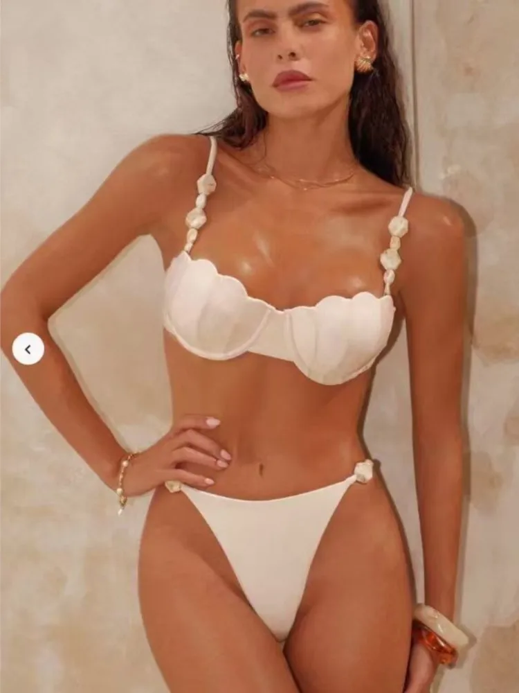 

Бикини с эффектом пуш-ап, новый костюм из двух предметов, 2026, купальный костюм, сексуальные комплекты бикини, купальник с вырезами, купальный костюм на стринге, купальник с низкой талией