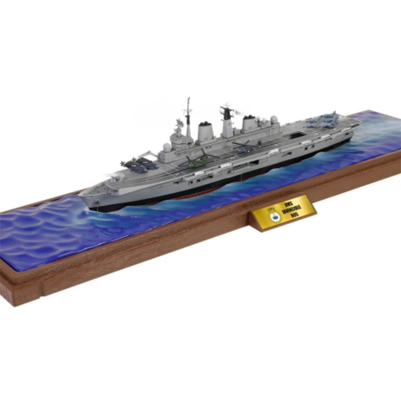 Metal Aircraft Carrier Ship Model 1/700 British Aircraft Carrier Invincible R05 Waterline Version Alloy Finished Model Gift Toy