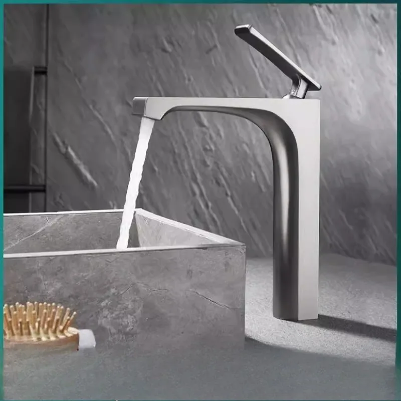 

Приподнятый и удлиненный смеситель для раковины на сцене, высококачественная бытовая раковина для ванной комнаты в отеле, брызгозащищенный смеситель для горячей и холодной воды