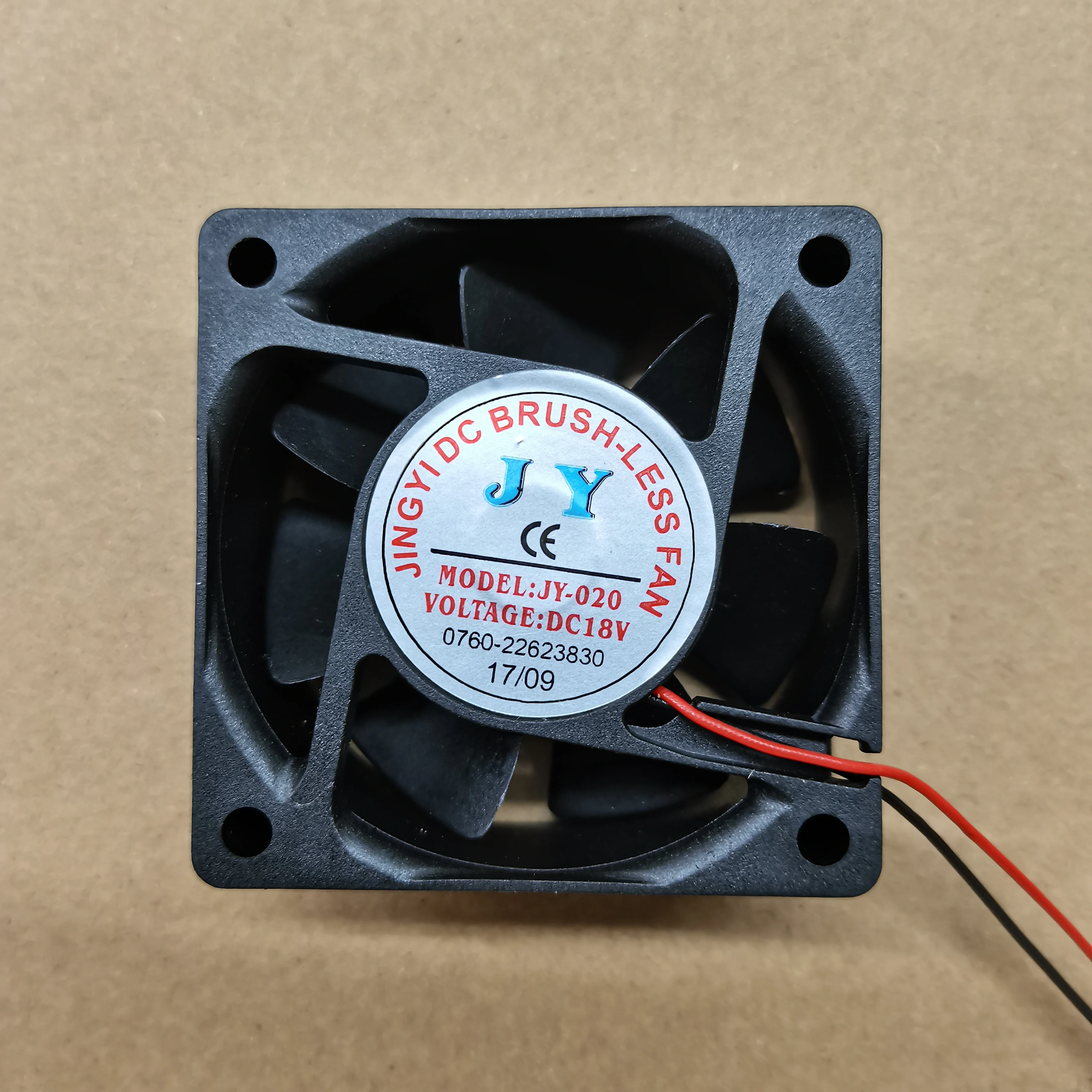 

JY JY-020 DC 18V 60x60x25mm 2-Wire Server Cooling Fan