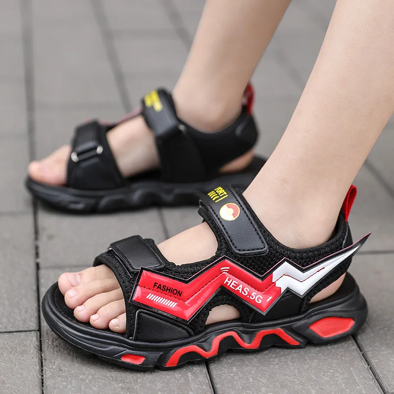

New summer children's casual sandals outdoor student beach shoes breathable and sweat-free, not stuffy, light and comfortable