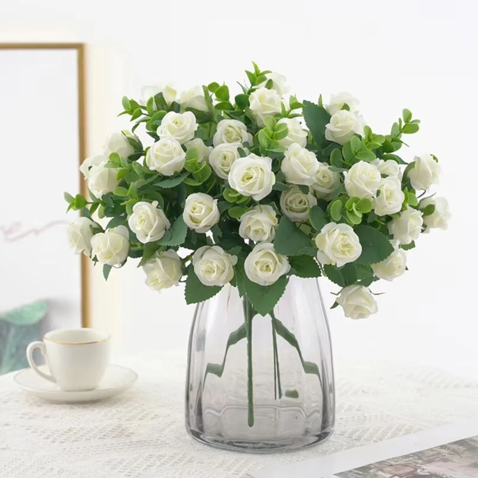 

11 Heads Artificial Flowers Silks Roses Bouquet Vase for Home Decor Outdoor Garden Eucalyptus Leaves Fake Plants Wedding Party