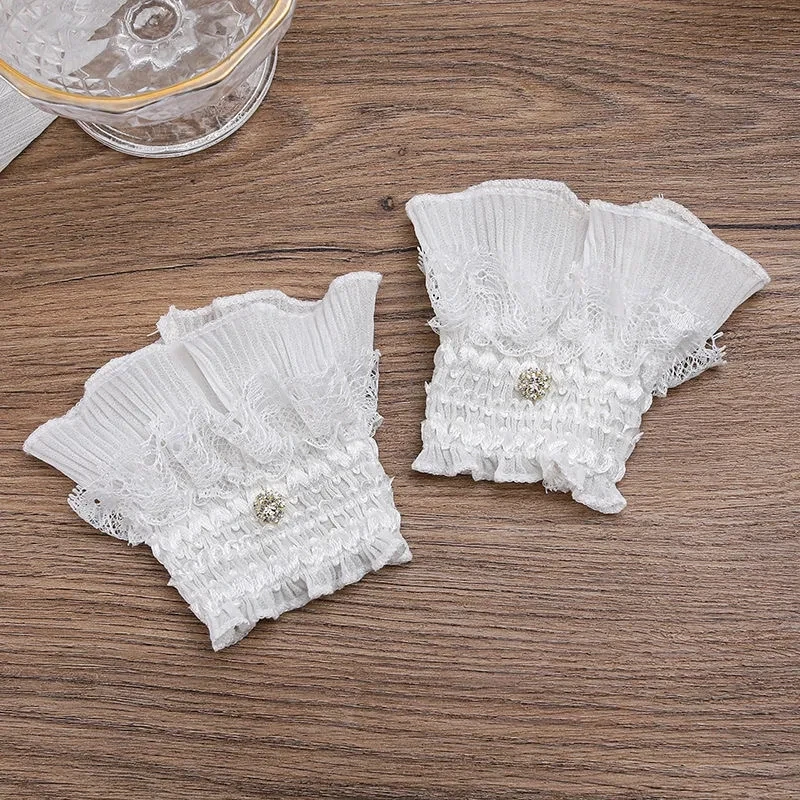 Fashionable Lace Hollow Gloves Solid Black White Women Arm Sleeves Bowknot Lace Fingerless Gloves Lace Wrist Cuffs Glove Hot