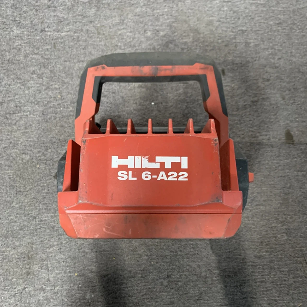 HILTI SL 6-A22 Cordless 22 Volt 3000 Lumens Area Task Light，Body only, second-hand