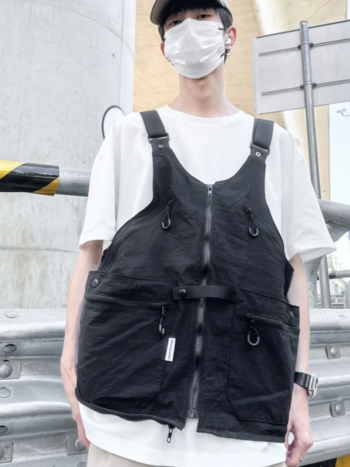 American Retro Workwear Nylon Vest Outdoor Multi-Pocket Sleeveless Vest Bag Two-Way Crossbody Packable Hiking Outdoor Bag