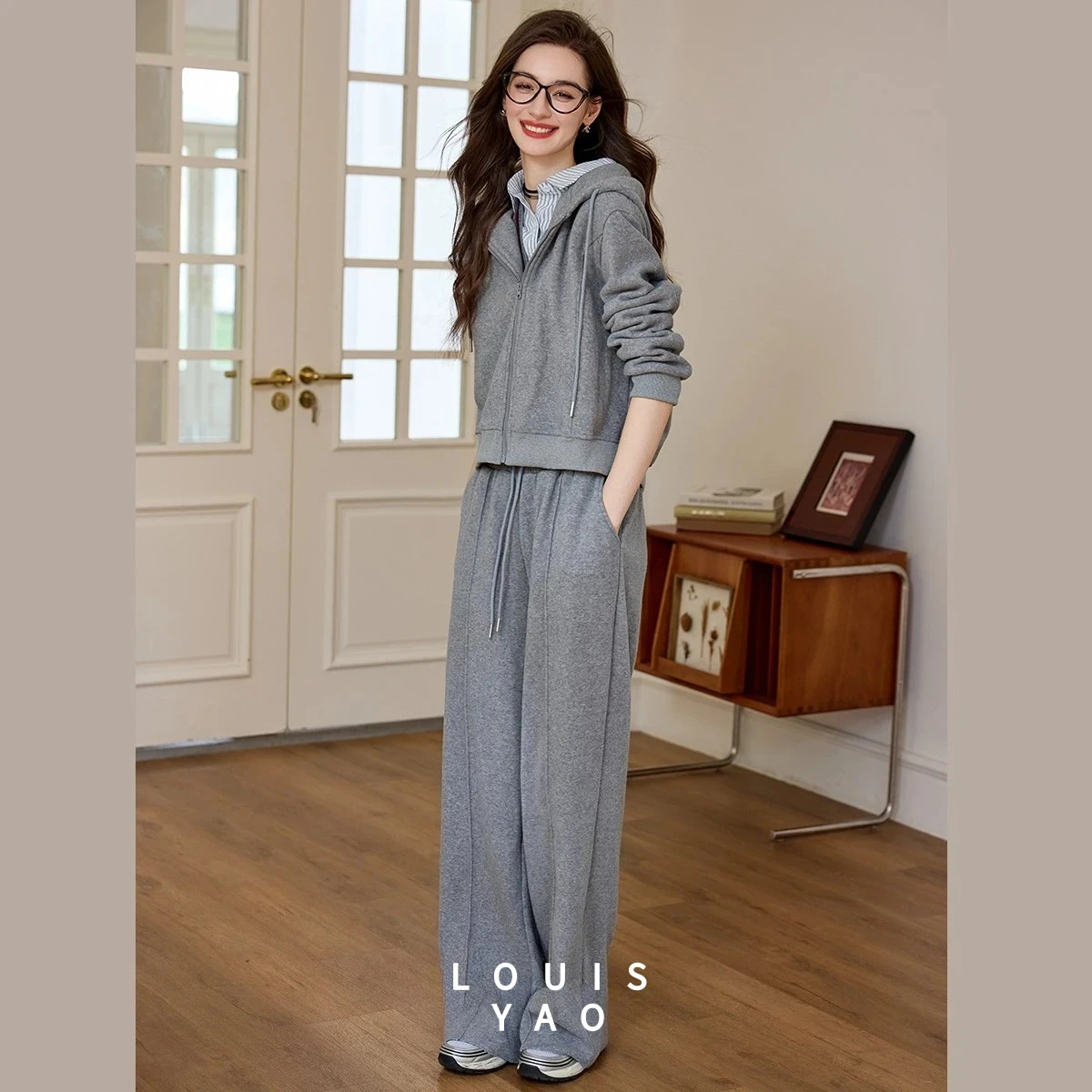 LOUISYAO Fleece-Lined Thickened Women's Sets 2025 Autumn Winter Two-Piece Set Casual Hooded Cardigan and Straight-Leg Pants