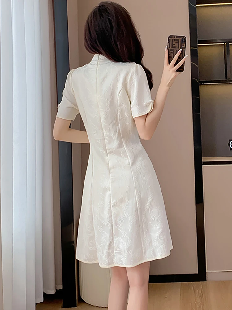 Vestido de fiesta Vintage de Jacquard blanco de verano para mujer, minivestido ajustado elegante de manga corta, vestido de noche coreano de lujo 2025