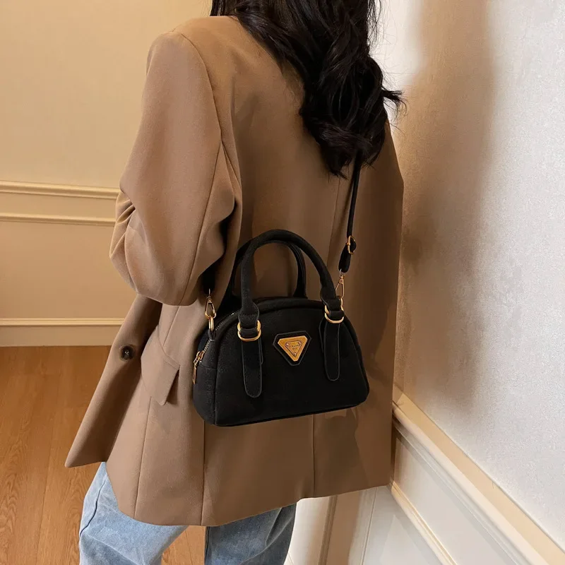 

2025 New! Women's Maillard Bowling Bag - Premium, Fashion Crossbody & Shoulder Handbags