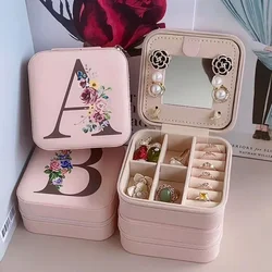 Caja de joyería con cremallera para anillos y pendientes, estuche de joyería de viaje de cuero con letras personalizadas, joyería para soporte de propuesta de dama de honor, su regalo