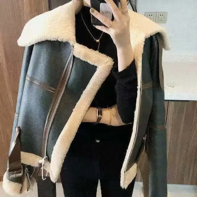 2022 Winter New Plus Size Women's Large Lapel Thickened Short Fur One-piece Sheep Plus Velvet Jacket Tide Women Leather Jacket