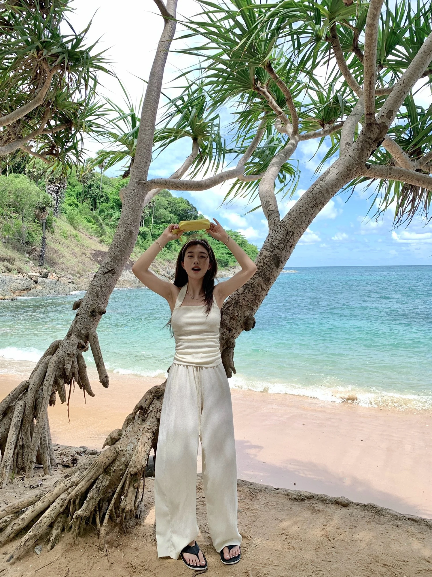 

Комплект повседневной одежды: брюки и топ с бантом на эластичном бретеле и плиссированной текстурой для женщин, летняя коллекция для работы и отдыха