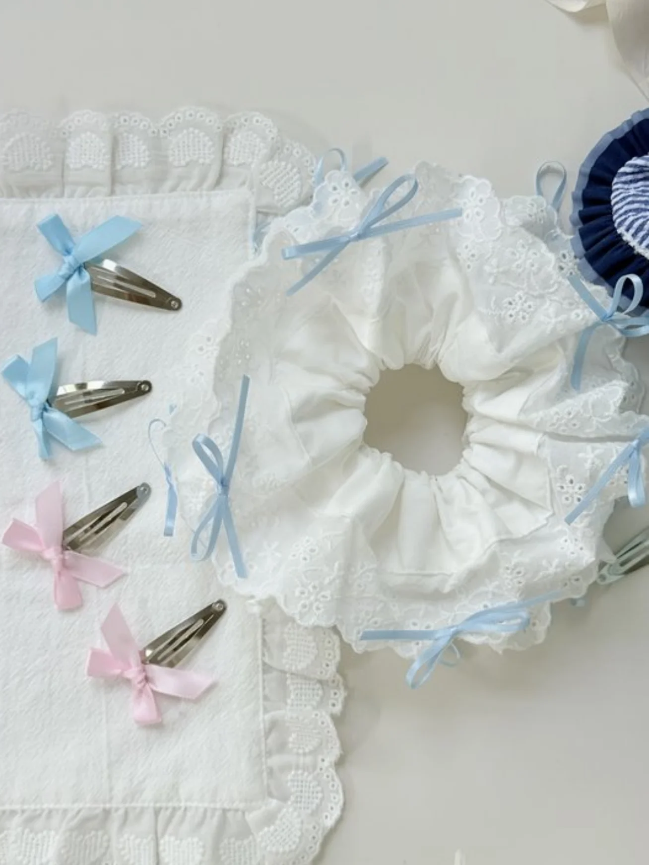 

5PCS Bowknot Big Hair Scrunchies Set, sweet lace hair ties for women, new style, elastic hair bands perfect for messy buns and h