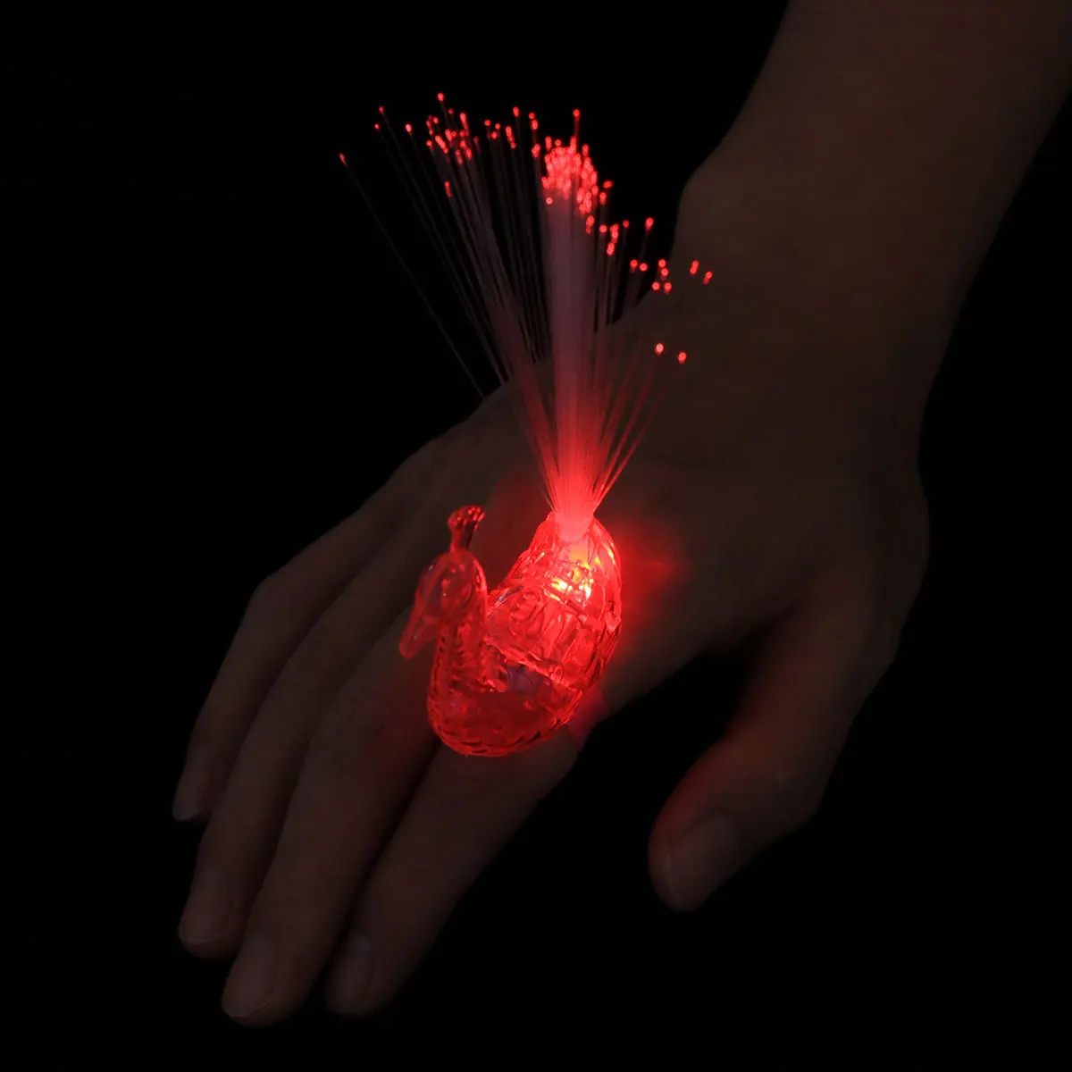 Lumières LED sur le thème du paon, 16 pièces, anneaux à couleur changeante en Fiber optique pour enfants, fournitures de fête, Festival, divertissement nocturne