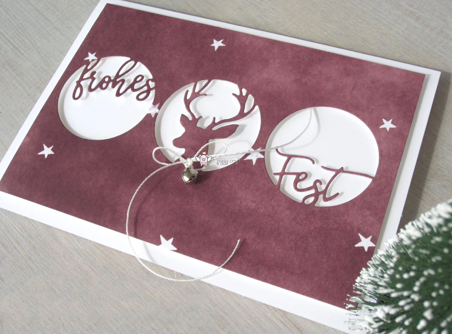 1 قطعة أصبع الحرفية المعادن قطع يموت قطع يموت قالب الغزلان frohes مهرجان رسالة دائرة قصاصات ورقية قالب الحرف شفرة لكمة الاستنسل