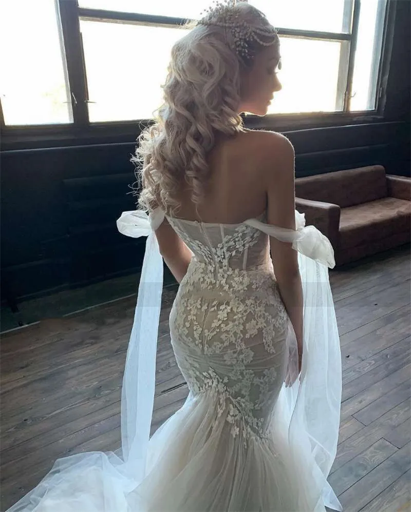 Robes de mariée en dentelle sirène, appliques chérie sexy, robe en tulle plissé, train de balayage éducatif, patients, quel que soit le dos nu, 2023