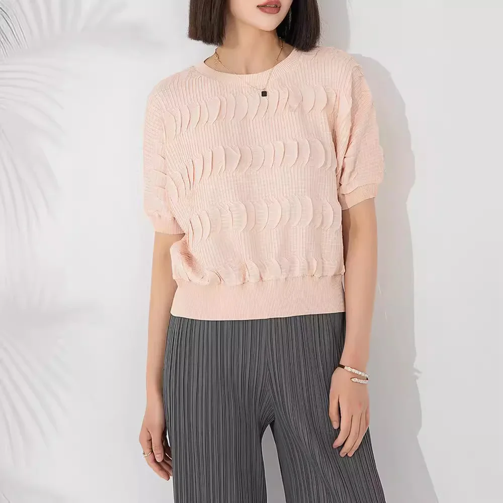 

Miyake Pleated Summer New Women Clothing 2024 Pullover Short-sleeved Simple Casual Loose Sweatshirt Style Lotus Leaf Pleated Top