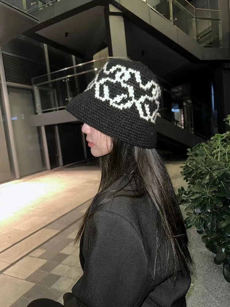 Ins Hot handgewebte Jacquard-Kaltkappen für Männer und Frauen, Herbst und Winter, Reisen, Mode, Street Snap, koreanischer lässiger Eimerhut – Detail 11