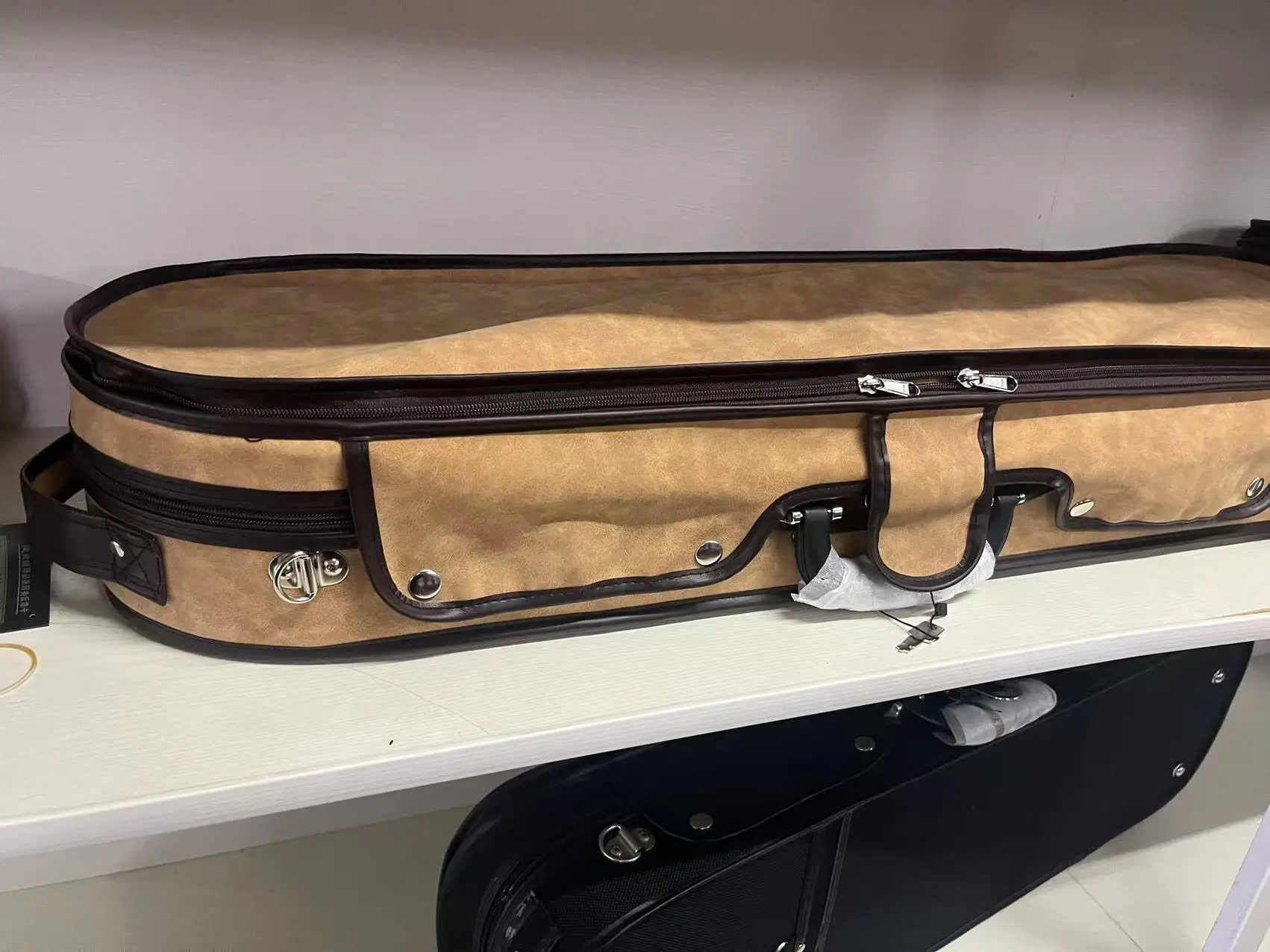 New Plywood & Nubuck Leather Rectangle Full Size Violin Case Big Storage Space 4/4 Violino Case Hygrometer Belt