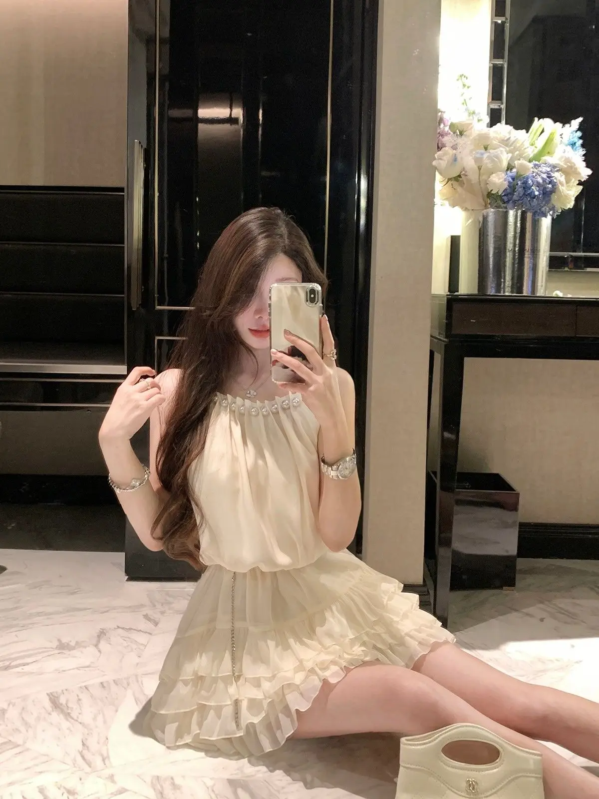 2025 Nieuwe Zomer Sexy Slanke Parel Jurk Damesmode Elegante Mouwloze Mini Jurk voor Vrouwen Vrouwelijke Kantoor Dame Hoge kwaliteit