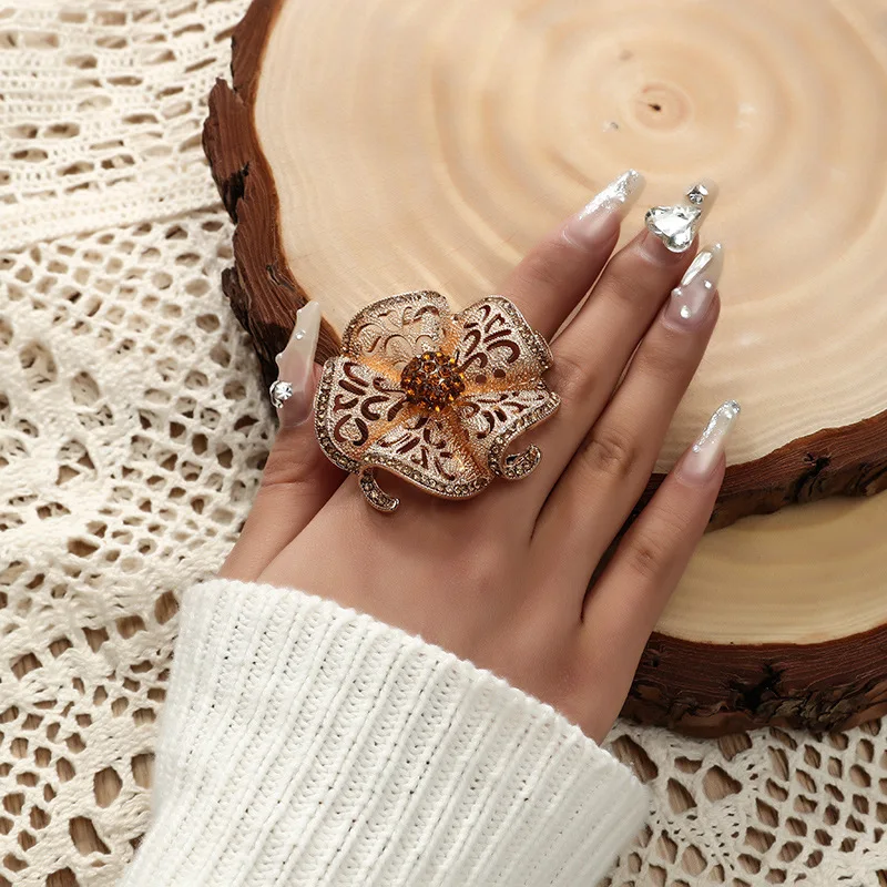 Oversize Geometric Hollow Flower Chunky Rings for Women Bohemian Adjustable Princess Queen Big Wedding Promise Band Rings Anillo