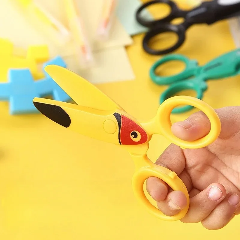 أطفال مقص بلاستيكي لطيف الكرتون الببغاء دولفين شكل آمن الحرفية DIY أداة القطع للأطفال ورق صياغة الفن