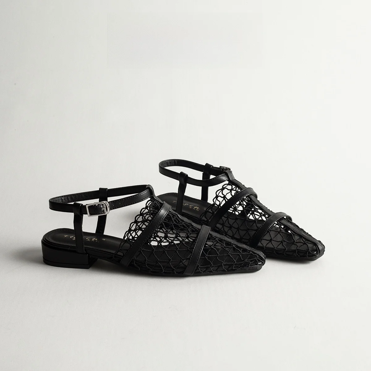 

Breathable Mesh Upgraded Version of Summer Women's Sandals Hollow out Design Wide Rope Knot Buckle Thick Heel Roman Style