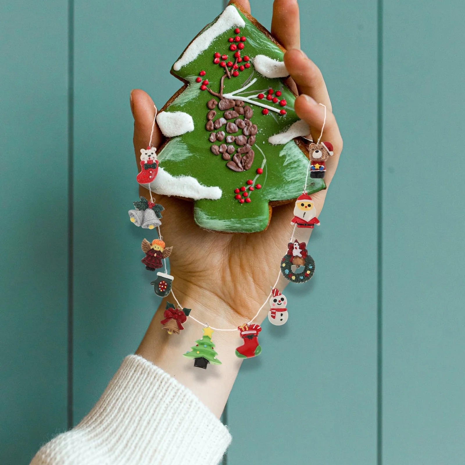 

20Pcs Christmas Resin Pendants Jewelry Components Assorted Style Xmas Necklace Earring Cartoon Craft Charms